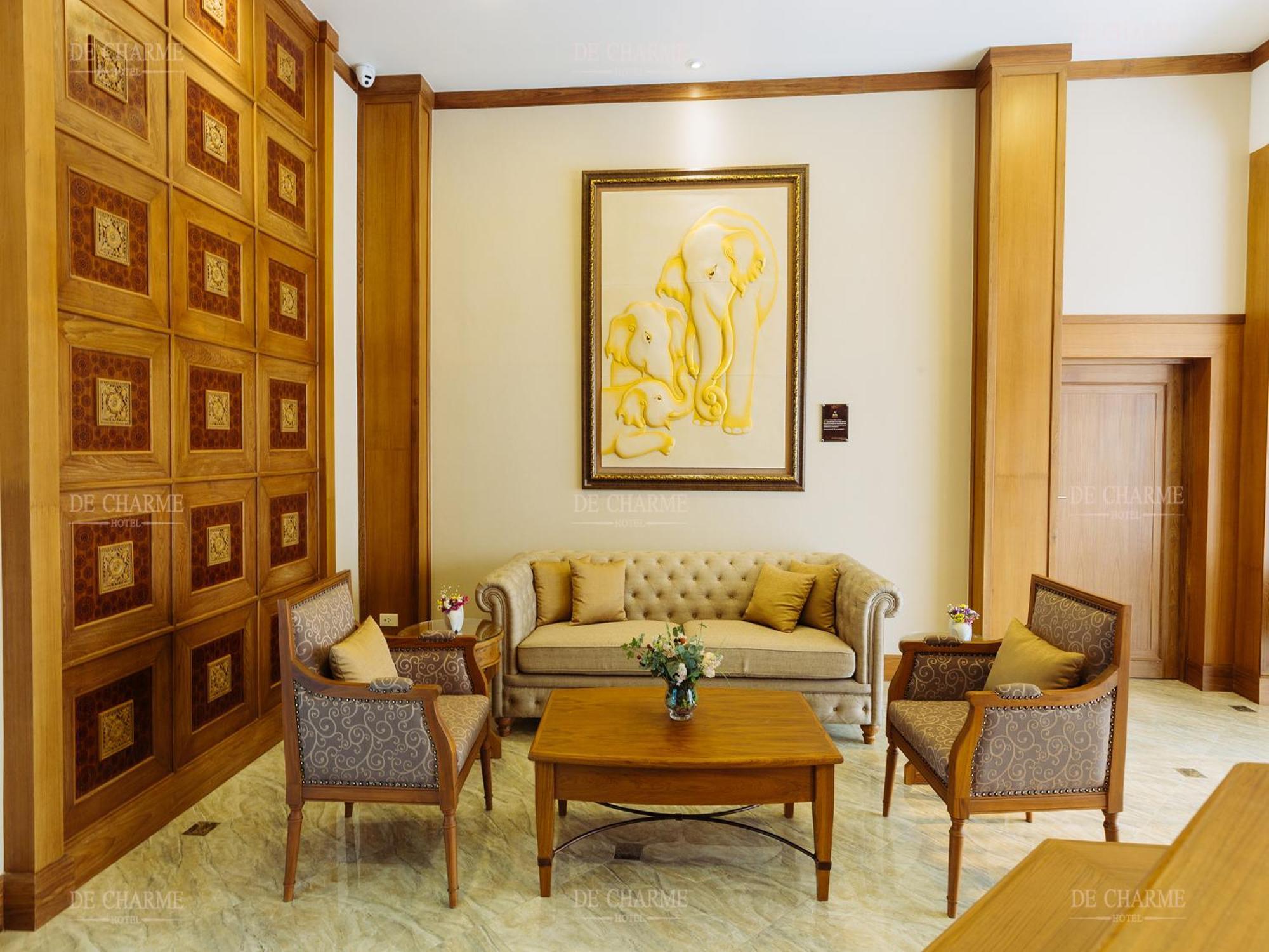 Decharme Hotel 4*
